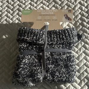 Heart to Tail Ultra Cozy Pet Sweater - Black and Gray